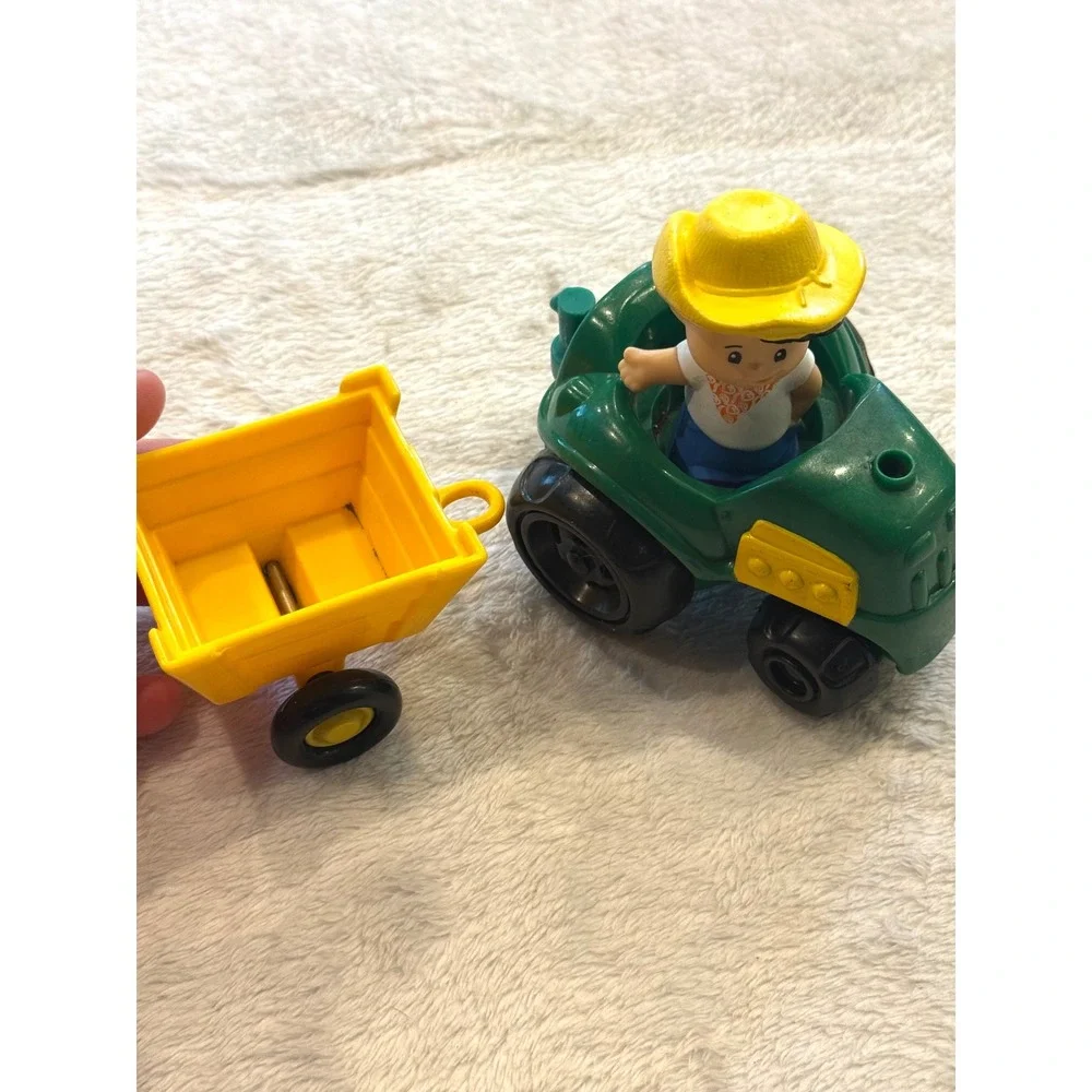Fisher Price Little People Green Tractor Yellow Trailer Farmer Figure BBF07
